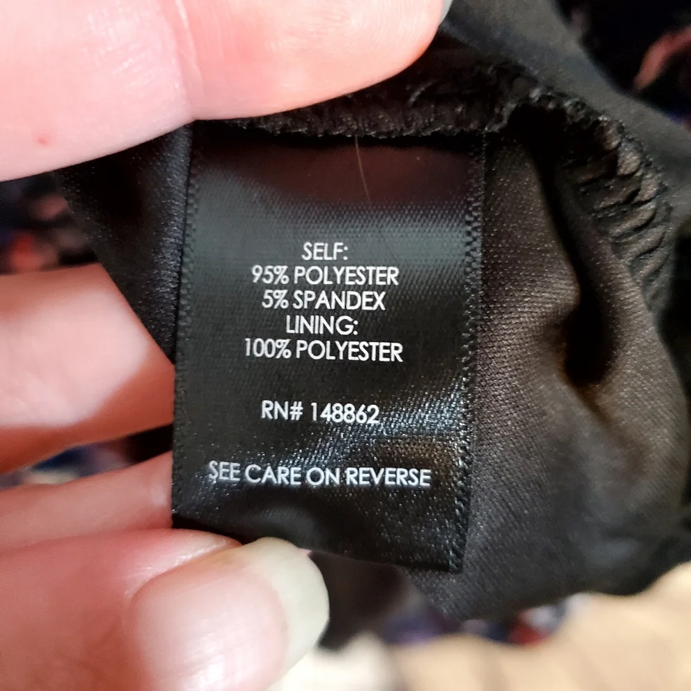 Torrid Mesh Floral Black Dress Scallop Trim Sleeves Size 2 18/20 - Picture 11 of 14